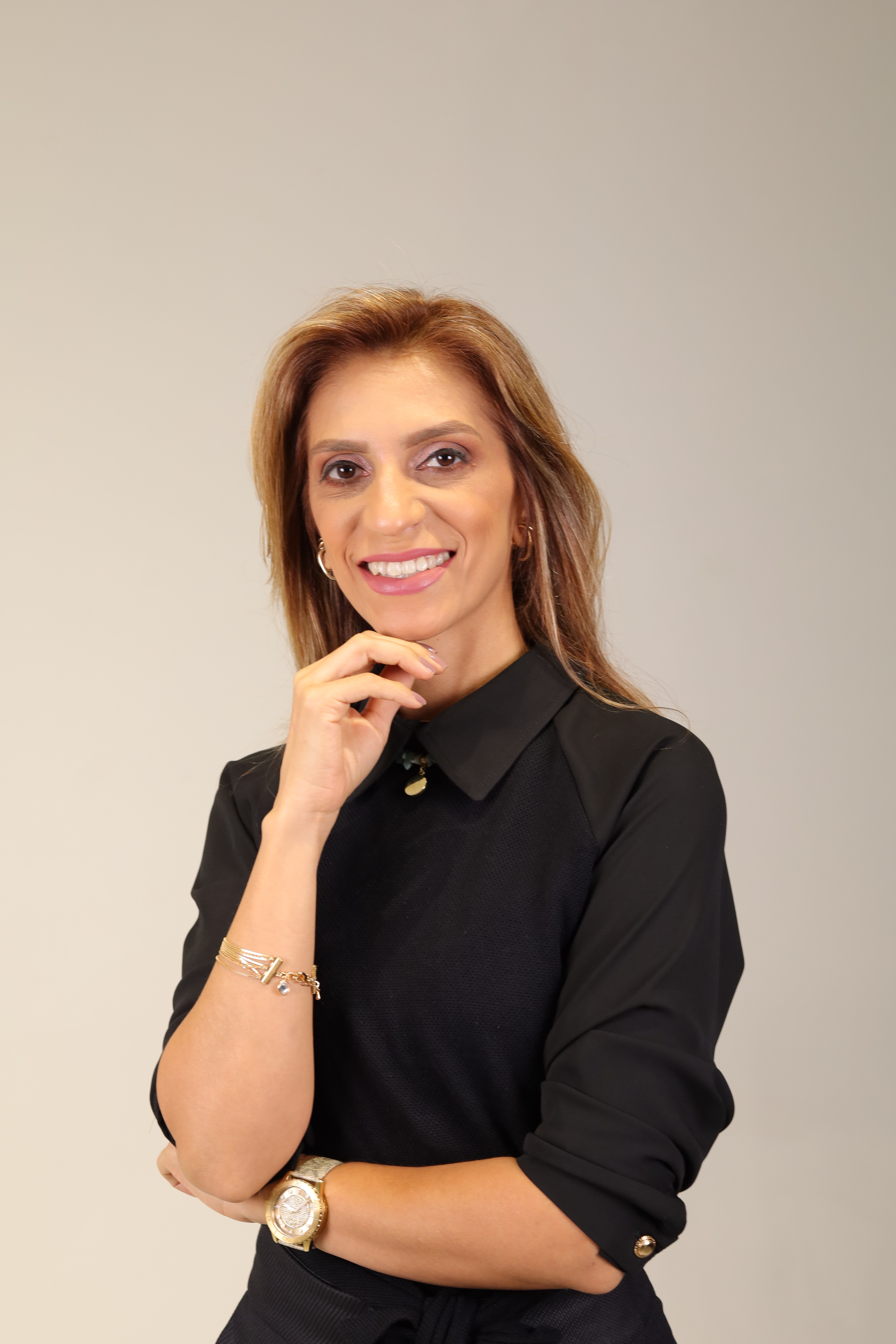 Débora de Souza — Responsável pela Estética